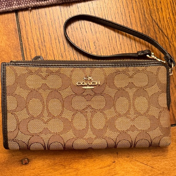Coach Handbags - Coach Tan and Brown Signature Wristlet